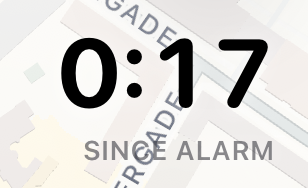 Un grande orologio che mostra 0.16 con la scritta DALL’ALLARME sotto.